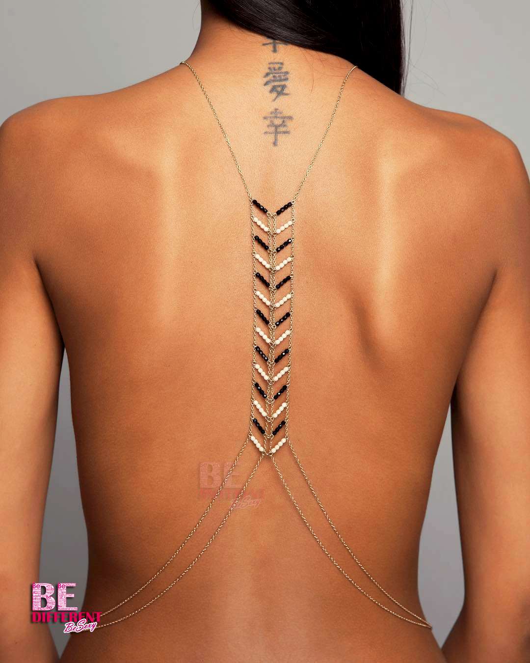 Siren Pearl Drop Back Chain